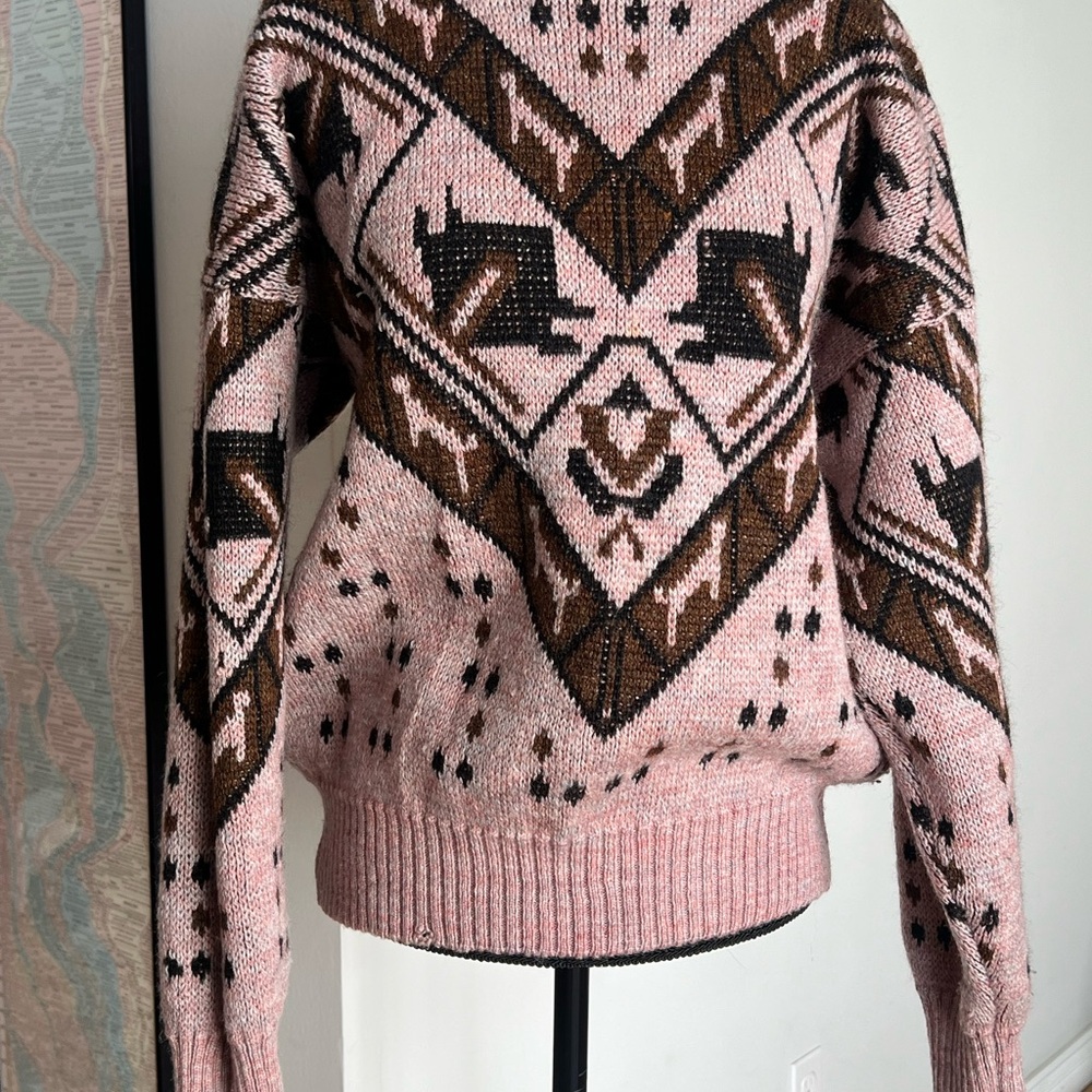 Vintage Geometric 85% Wool Sweater Made In Peru Host Pick ๐ฅณ๐๐ - Picture 9 of 10
